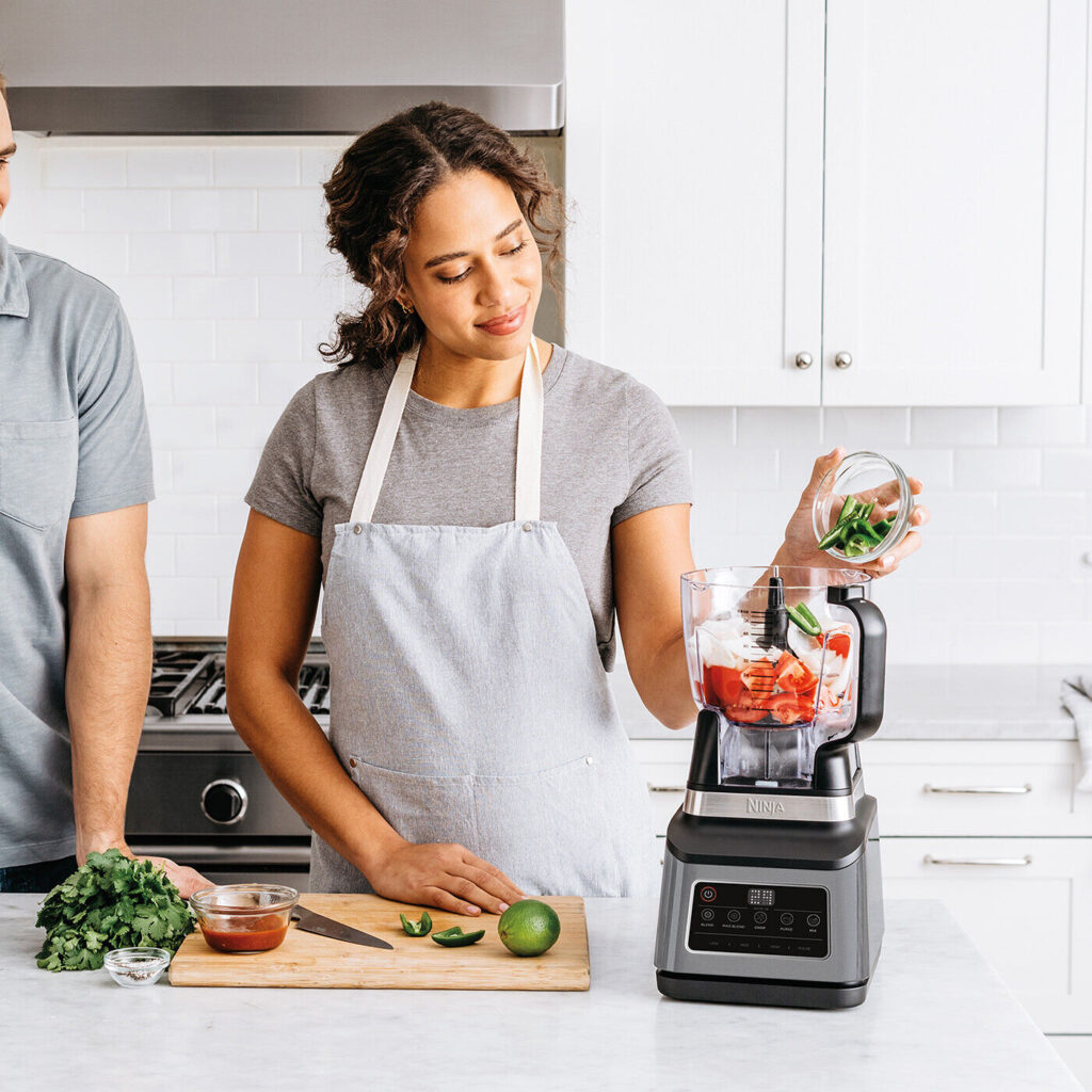 5 1 - غذا‌ساز و مخلوط‌کن نینجا BN801