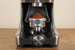 breville smart grinder pro coffee grounds portafilter - آسیاب قهوه سیج مدل The Smart Pro BCG820BSS