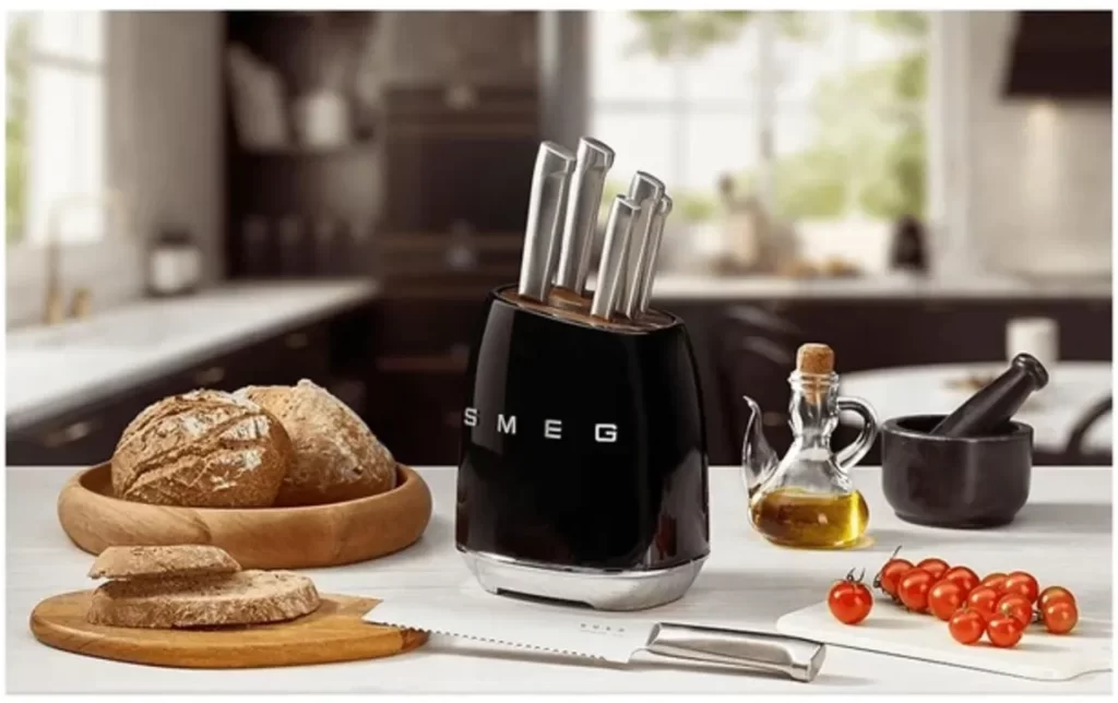 سرویس چاقو 7 پارچه اسمگ رنگ مشکی SMEG KBSF01BL