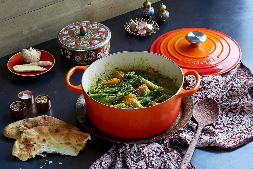 قابلمه چدنی سایز 24 برند le creuset 17 6 9 - قابلمه چدنی سایز 24 برند le creuset