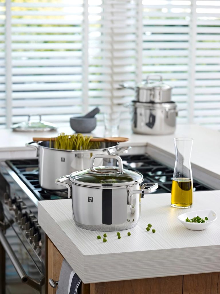 6 39 - سرویس قابلمه 9 پارچه زولینگ مدل Quadro